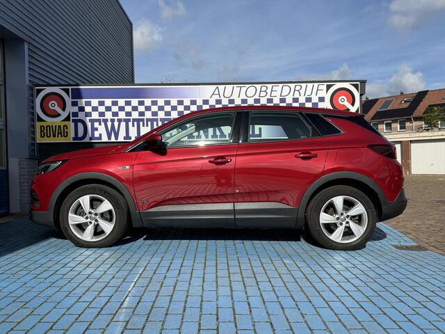 Opel Grandland X 1.6 Turbo Hybrid Business Elegance – foto 5
