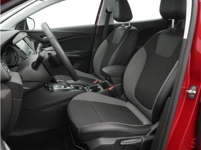 Opel Grandland X 1.6 Turbo Hybrid Business Elegance – foto 9