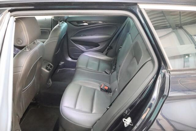Opel INSIGNIA Sports Tourer 1.5 Turbo Business Executive