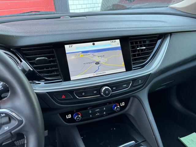 Opel INSIGNIA Sports Tourer 1.5 Turbo 140PK Business Executive TREKHAAK / CARPLAY / KEYLESS / NAVI / CLIMA / PDC / BLUETOOTH / CRUISE