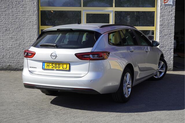 Opel INSIGNIA Sports Tourer 1.5 Turbo Edition BJ2020 Lmv 17" | Led | Pdc | App-Connect | Airco | Cruise control | Sportstoelen | Getint glas