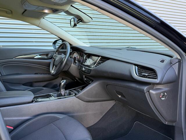 Opel INSIGNIA Sports Tourer 1.5 Turbo Innovation