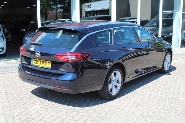 Opel INSIGNIA Sports Tourer 1.5 Turbo Business Executive//Stoelverwarming//Bose//LED!!