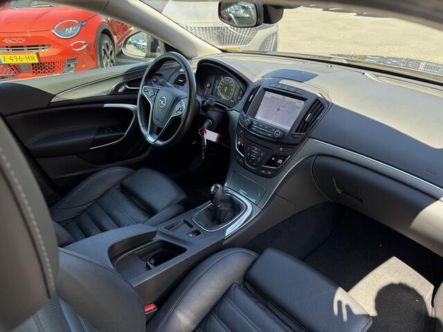 Opel INSIGNIA Sports Tourer 1.6 T Business+ Navi / Leer / Cruise / Trekhaak / Xenon