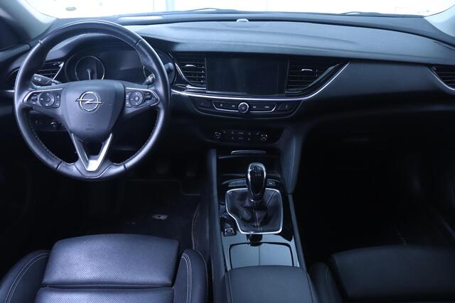 Opel INSIGNIA Grand Sport 1.5 Turbo Business Executive | Apple Carplay/Android Auto | Parkeersensoren voor, achter en camera | Navigatie | Trekhaak wegklapbaar |