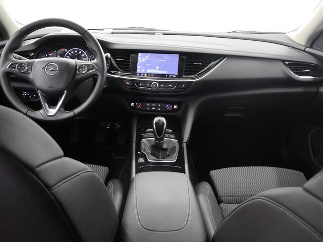 Opel INSIGNIA Grand Sport 1.6 Turbo Innovation | Navigatie | Head-Up | Comforstoelen | Parkeercamera | Climate Control | Keyless Go |