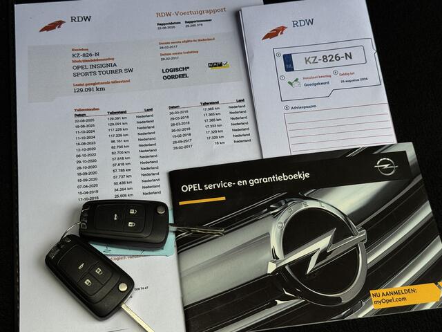 Opel INSIGNIA Sports Tourer 1.6 Turbo 170pk Business Executive Panoramadak/Leder/Trekhaak.