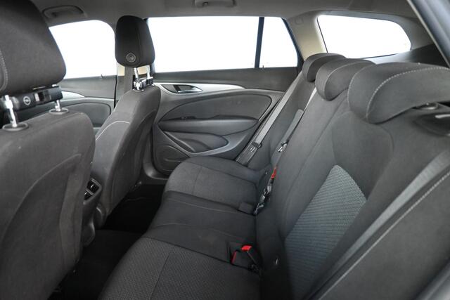 Opel INSIGNIA Sports Tourer 1.5 Turbo EcoTec Online Edition Clima Navigatie Goed Onderhouden! Inruil Mogelijk!