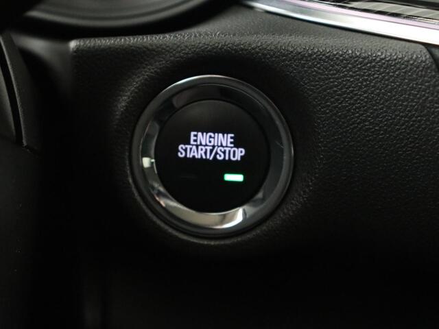 Opel INSIGNIA Sports Tourer 1.5 Turbo Business Executive | Leder | Trekhaak | Stoelverwarming | Camera | DAB | Carplay | Elektrische achterklep | LED