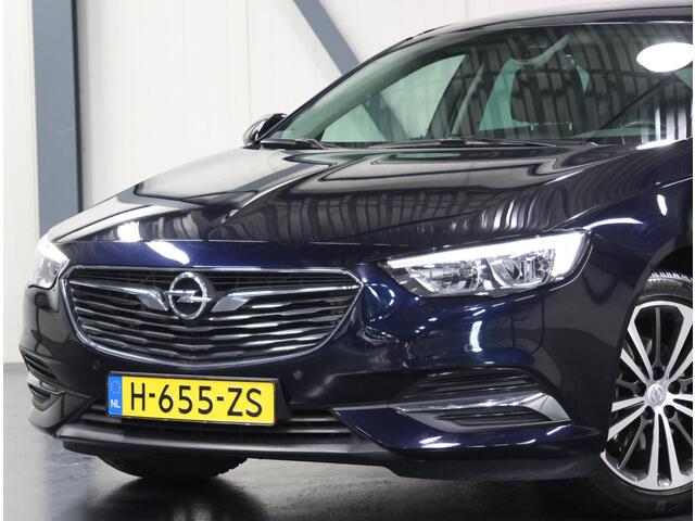 Opel INSIGNIA Grand Sport 165PK Executive | AUTOMAAT | AppleCarplay/Android Auto | Navigatie | LEER | Verwarmde Stoelen | Dodehoek Detectie | Parkeersensoren | Climate Control | Adaptive cruise control |