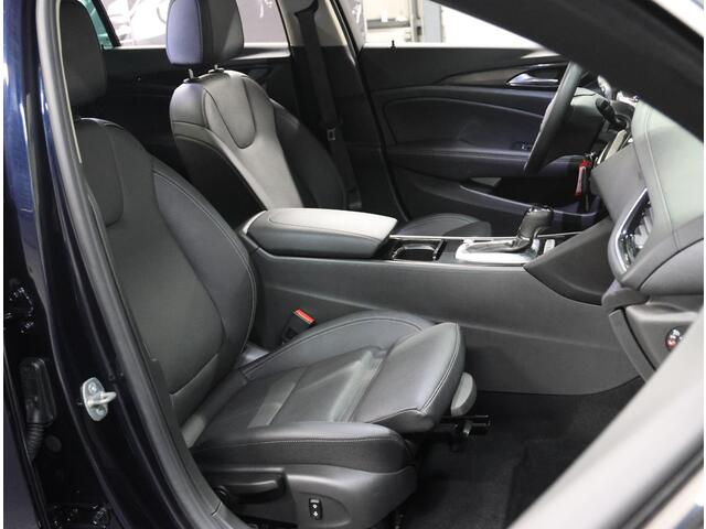 Opel INSIGNIA Grand Sport 165PK Executive | AUTOMAAT | AppleCarplay/Android Auto | Navigatie | LEER | Verwarmde Stoelen | Dodehoek Detectie | Parkeersensoren | Climate Control | Adaptive cruise control |