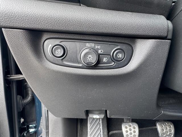 Opel INSIGNIA 1.5 Turbo Business Executive