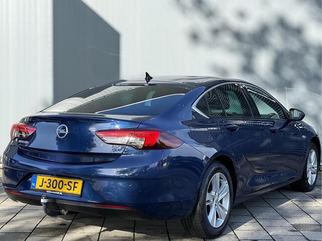 Opel INSIGNIA Grand Sport BWJ 11-2019 | 1.5T 165PK Innovation AUTOMAAT | TREKHAAK | CLIMA | NAVI | LEDER/STOF | PDC | CAMERA | PRIVACY GLASS |