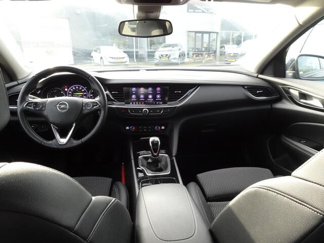Opel INSIGNIA Grand Sport 1.5 Turbo Business Executive