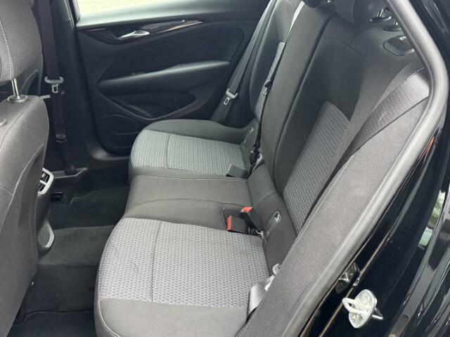 Opel INSIGNIA Sports Tourer 2.0 Turbo Business Elegance