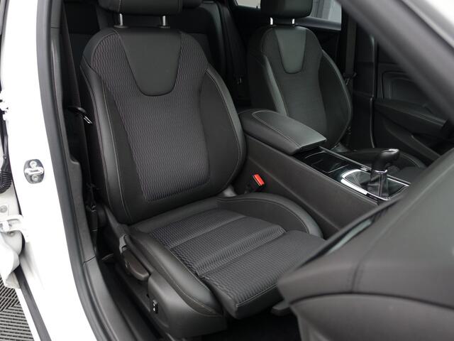 Opel INSIGNIA Grand Sport 1.5 Turbo OPC Line+ Head Up, Virtual Cockpit, Stuur/Stoelverwarming, Carplay, Ada Cruise, Camera, Xenon Led