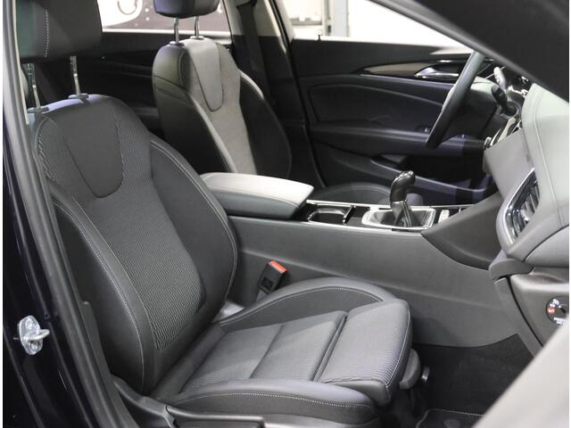 Opel INSIGNIA 165PK Turbo Executive OPC-LINE | 1ste eigenaar | Winterpakket | AppleCarplay/Android Auto | 360'Camera | Keyless | Dodehoekdetectie | Electrische AGR stoelen | FULL LED | Dodehoek Detectie | Adaptive Cruise Control | AUTOMAAT