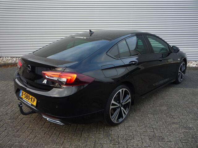 Opel INSIGNIA Grand Sport 2.0 Turbo (200Pk) Ultimate Full Options Géén Afleverkosten