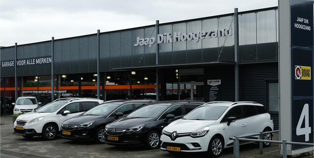 Opel INSIGNIA Sports Tourer BWJ 2019 | 1.6T 200PK Exclusive AUTOMAAT | TREKHAAK | LEER | PANO DAK | OPC KIT | CLIMA | NAVI |