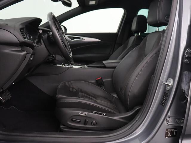 Opel INSIGNIA 2.0 Turbo GSI 4X4 | 230pk | Origineel NL | Head-Up | Adaptive cruise | BOSE Sound | Stoelverwarming | Matrix LED | Camera | Alcantara | Carplay | Navigatie | Keyless | Stuurverwarming | 121.800km NAP