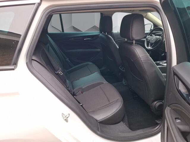 Opel INSIGNIA SportsTourer 1.5 Turbo Automaat 121KW Executive. Alle optie's w.o Head-up, Leder, Apple/Android, Keyless-Go enz.