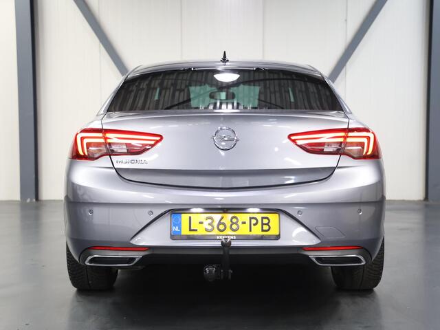 Opel INSIGNIA 174PK CDTI Elegance | 1ste eigenaar | Camera | Winterpakket | Trekhaak | Verwarmde achterbank | Head-Up Display | AppleCarplay/Android Auto | 18"LMV | FULL LED | Dodehoek Detectie | Adaptive Cruise Control | Parkeersensoren | Privacy Glass | Isofix |