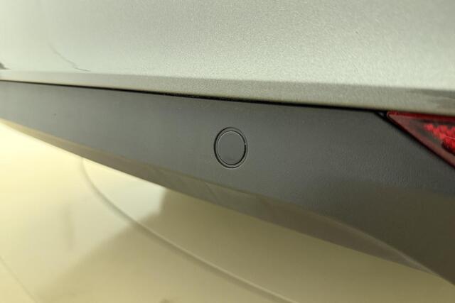 Opel INSIGNIA Sports Tourer 1.5 Turbo EcoTec Business Executive Apple carplay/Android auto | Cruise control | Camera | Trekhaak | Navigatie | Climate control | Comfort stoelen |