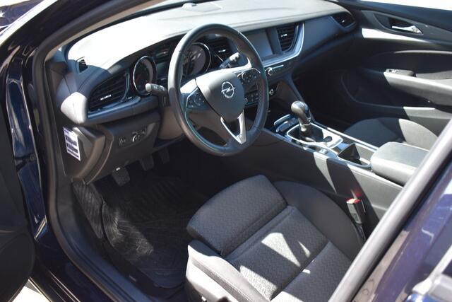 Opel INSIGNIA Sports Tourer 1.5 Turbo Business