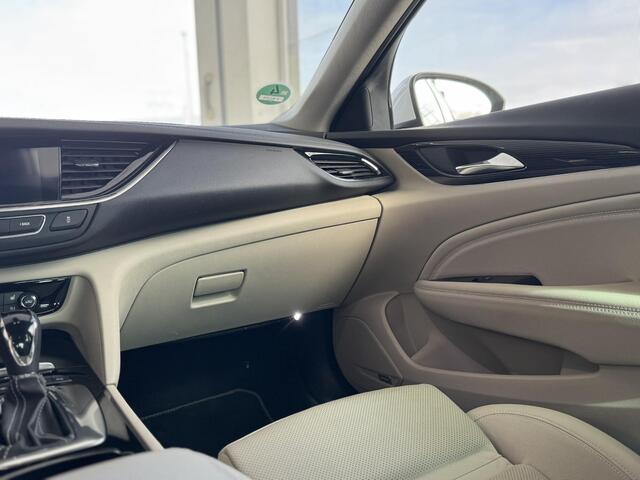 Opel INSIGNIA Grand Sport 1.5 Turbo Exclusive Ultra luxe, geheel rijklaar incl. 12m garantie | Stoelkoeling en verwarming | Carplay | Camera | Leer | Massage stoelen | Full LED | OPC Line