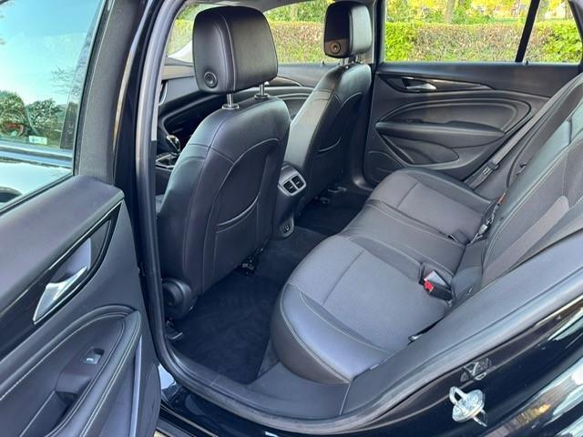 Opel INSIGNIA Sports Tourer 1.5 Turbo Ecotec Business Executive/Halfleer/Navi/PDC