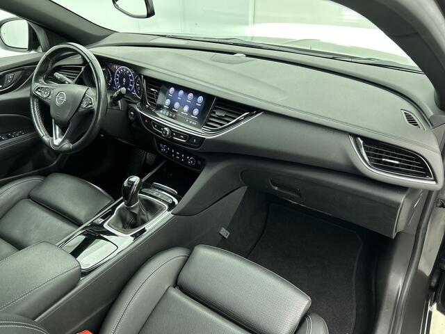 Opel INSIGNIA Sports Tourer 1.5 CDTI 123PK Business Elegance / Leder / Trekhaak / Camera / Stoel-Stuurverwarming / Xenon / Airco-ecc. / Apk 01-2027