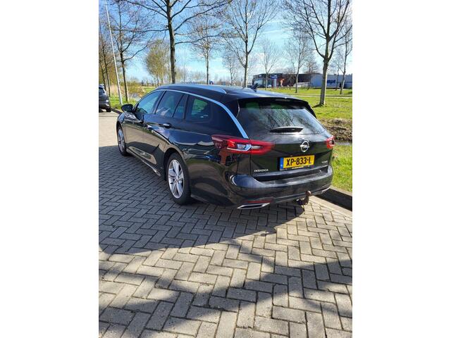 Opel INSIGNIA Sports Tourer 1.6 Turbo 200 PK Innovation Automaat | Trekhaak | Leren bekleding | 18 INCH Lichtmetalen Velgen | Camera | Navigatie
