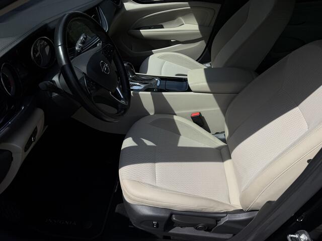Opel INSIGNIA Sports Tourer 1.5 Turbo Business / Automaat / Trekhaak(1.405KG) / Keyless / Elek. A. Klep /