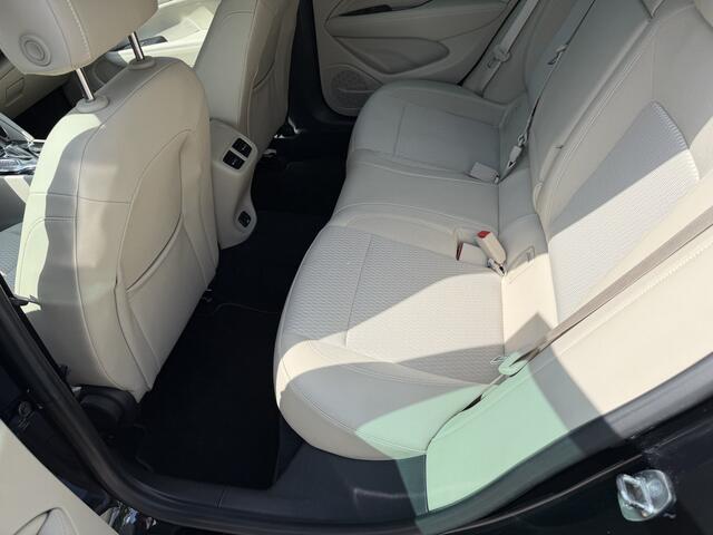 Opel INSIGNIA Sports Tourer 1.5 Turbo Business / Automaat / Trekhaak(1.405KG) / Keyless / Elek. A. Klep /