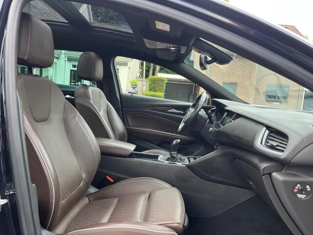 Opel INSIGNIA SPORTS TOURER 2.0 CDTI 170PK EXCLUSIVE OPC-LINE / SCHUIFDAK / LEDER / HEAD-UP / KEYLESS / TREKHAAK / ELEK. KLEP