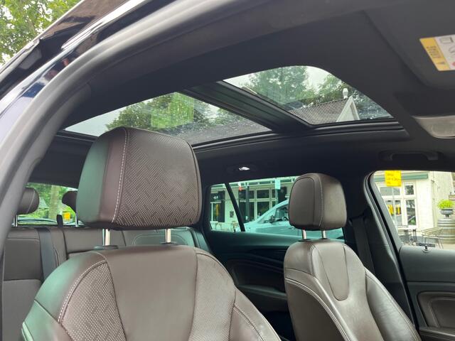 Opel INSIGNIA SPORTS TOURER 2.0 CDTI 170PK EXCLUSIVE OPC-LINE / SCHUIFDAK / LEDER / HEAD-UP / KEYLESS / TREKHAAK / ELEK. KLEP
