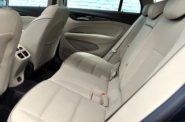 Opel INSIGNIA Sports Tourer 1.6 CDTI ET Bns Exec leer schd