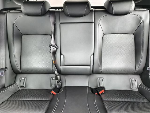 Opel INSIGNIA Grand Sport 1.5 Turbo Business Executive | Leer | Trekhaak | Winterpakket |