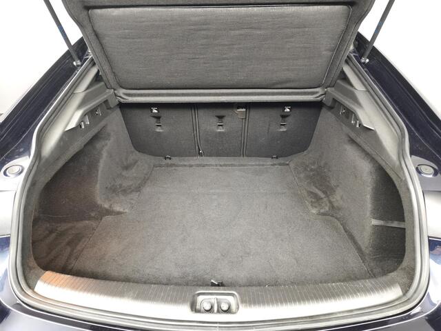 Opel INSIGNIA Grand Sport 1.5 Turbo Business Executive | Leer | Trekhaak | Winterpakket |
