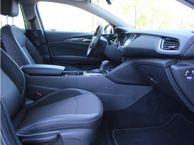 Opel INSIGNIA Sports Tourer 1.5 Turbo Innovation Automaat | Navi / Camera / Climate