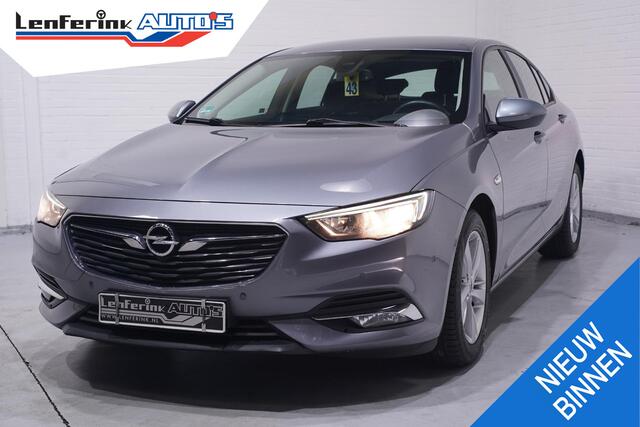 Opel INSIGNIA Grand Sport 1.6 CDTI Business Executive navigatie led-verlichting cruise-controle stoel/stuur-verwarming groot-licht assist lane-assist aplle-carplay climate-controle PDC v+a camera lederen multifunctioneel stuurwiel
