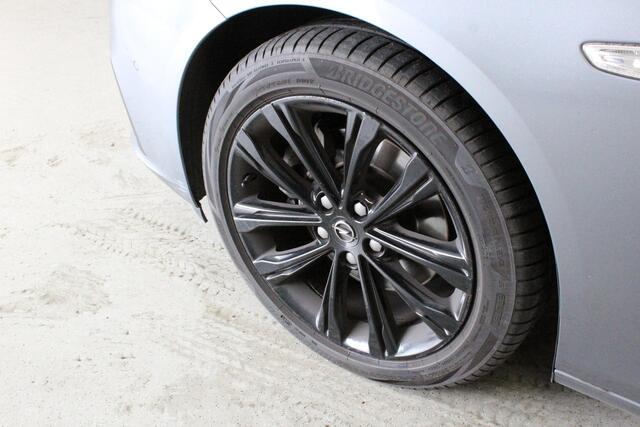 Opel INSIGNIA Sports Tourer 2.0 Turbo Business Elegance | HAND-REM! | CRUISE | STOEL+STUUR/VERW | LED | WEGKL-TRHAAK | CARPLAY |