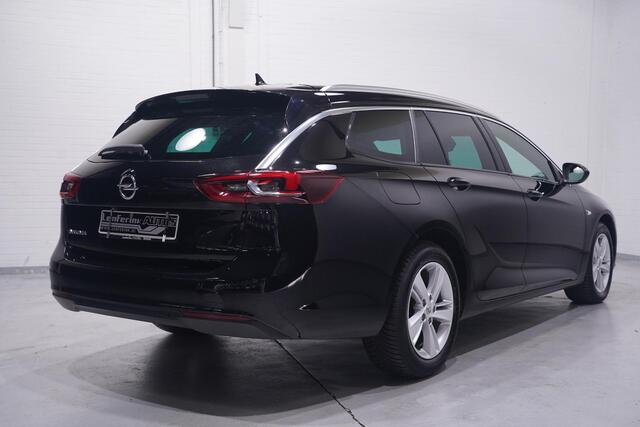 Opel INSIGNIA Sports Tourer 1.5 CDTI Edition Navi Apple Carplay stuur- en voorstoelen verwarmd Achteruitrijcamera PDC V+A LMV "17" Private Glass