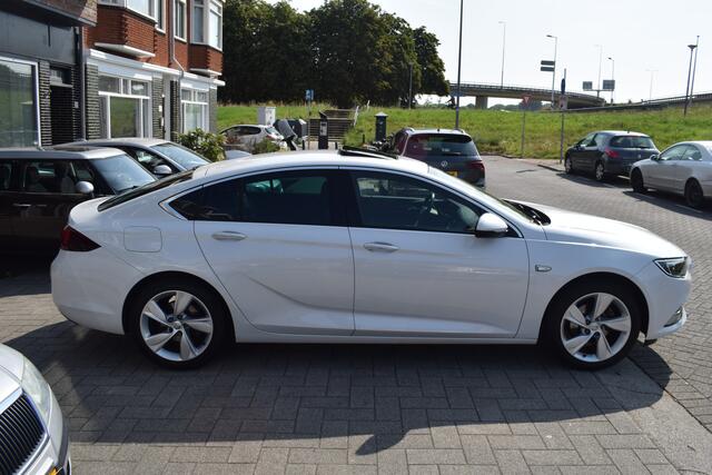 Opel INSIGNIA Grand Sport 1.5 Turbo Executive 77.078 KM NAP