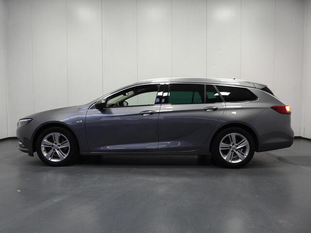 Opel INSIGNIA Sports Tourer 1.5 Turbo Business Executive NAVI/CAMERA/WINTERPACK/17"LMV!