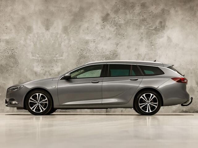 Opel INSIGNIA 1.5 Turbo Business Executive 165Pk Automaat (APPLE CARPLAY, GROOT NAVI, CLIMATE, CAMERA, STUUR/STOELVERWARMING, ADAPTIVE CRUISE, SPORTSTOELEN, GETINT GLAS, TREKHAAK, NIEUWSTAAT)