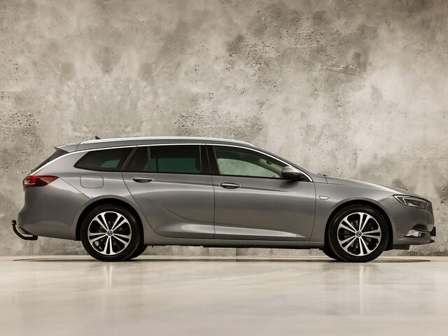 Opel INSIGNIA 1.5 Turbo Business Executive 165Pk Automaat (APPLE CARPLAY, GROOT NAVI, CLIMATE, CAMERA, STUUR/STOELVERWARMING, ADAPTIVE CRUISE, SPORTSTOELEN, GETINT GLAS, TREKHAAK, NIEUWSTAAT)