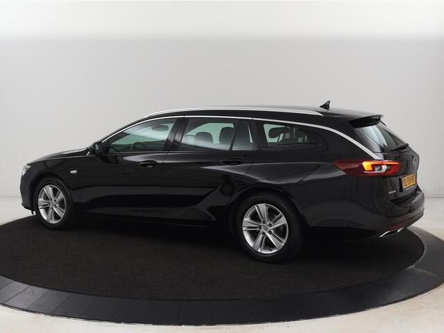 Opel INSIGNIA 2.0 Turbo Elegance | Stoelverwarming | Carplay | Matrix LED | Navigatie | Stuurverwarming | Half leder | Parkeerhulp | Climate control | Cruise control