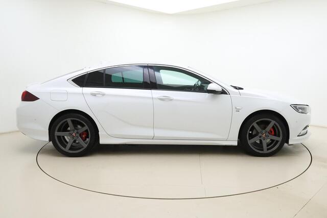 Opel INSIGNIA Grand Sport 1.5 Turbo Business Executive | Climate control | Camera achter | OPC Line pakket | AGR stoelen | 50.000 km | Stoel en stuurverwarming |