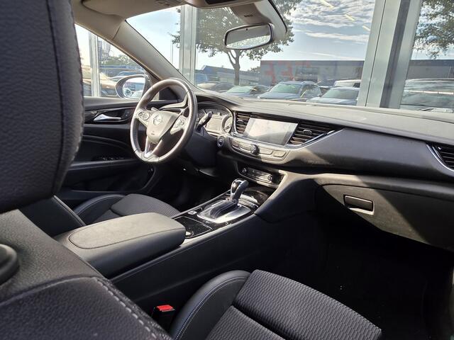 Opel INSIGNIA Sports Tourer 1.6 Turbo Innovation